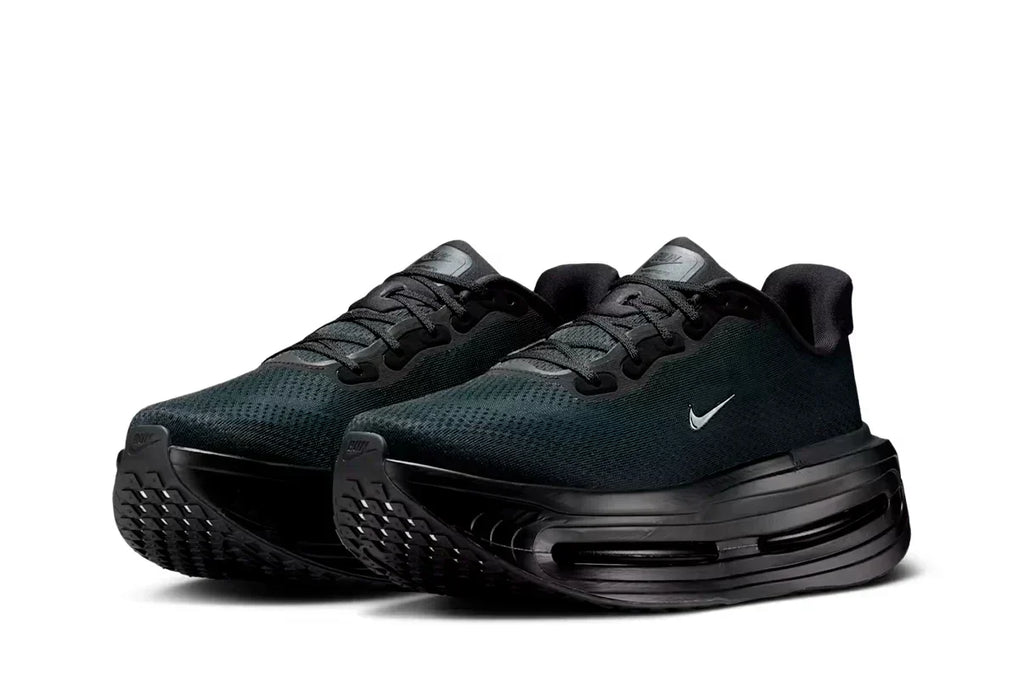 Vomero Premium SP Black Mini Chrome Swoosh
